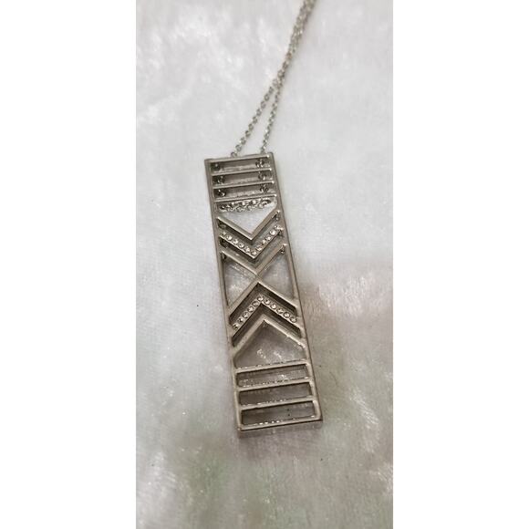 Express 35" necklace with 2 1/2" bar pendant 1.1589 - Picture 5 of 9